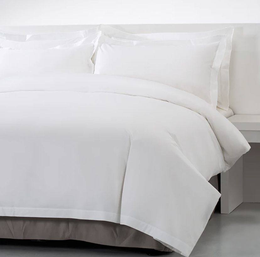 Bed set 4 pillowcase 1 cover 1 bed cover